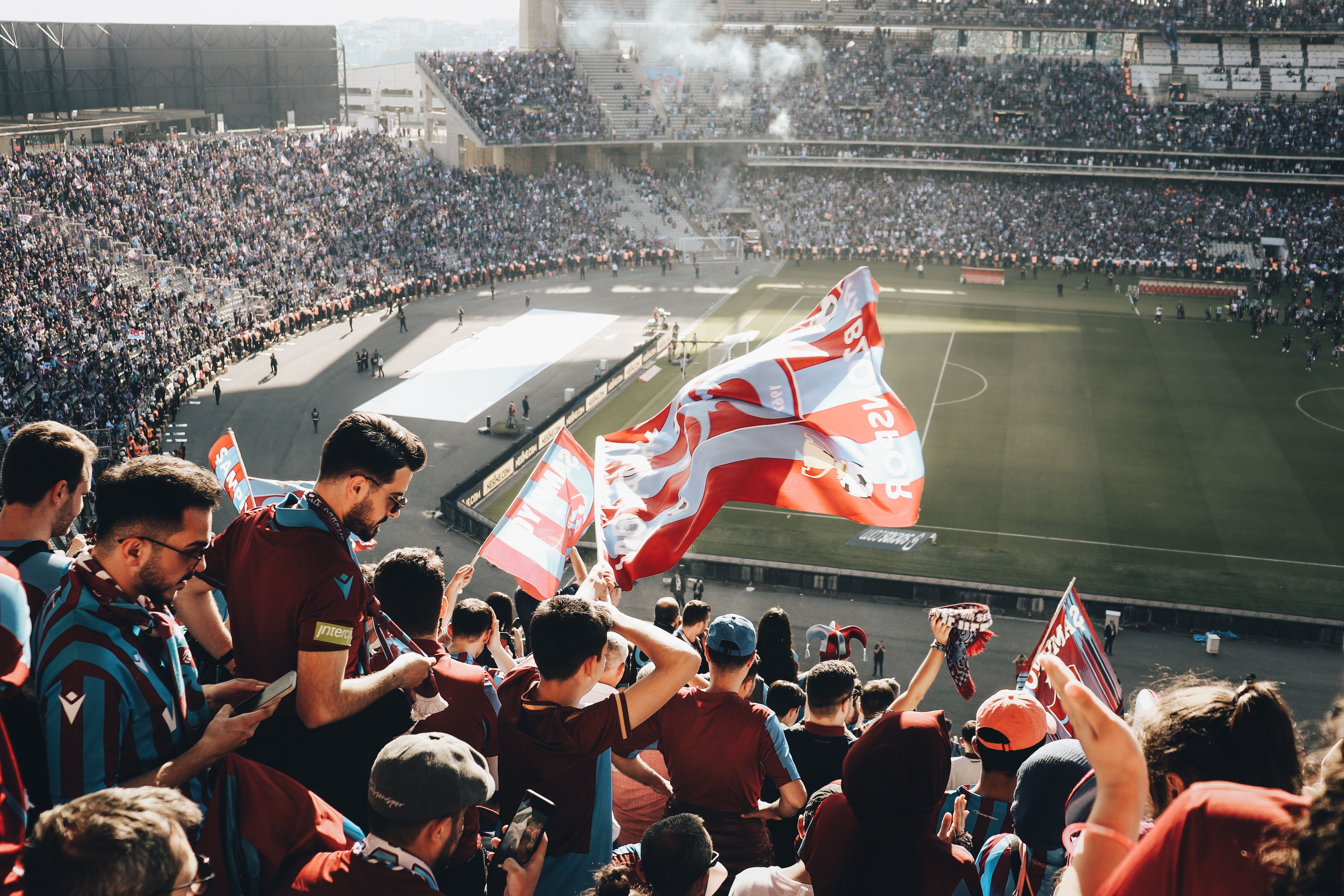 “Esodo” Salernitana blindato: la Polizia scorta i tifosi in transito ad Avellino
